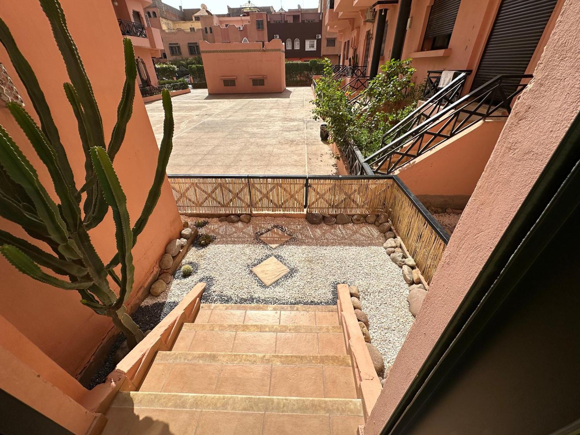 Oasis De Detente Avec Terrasse Et Vue Sur Piscine Marraquexe Exterior foto
