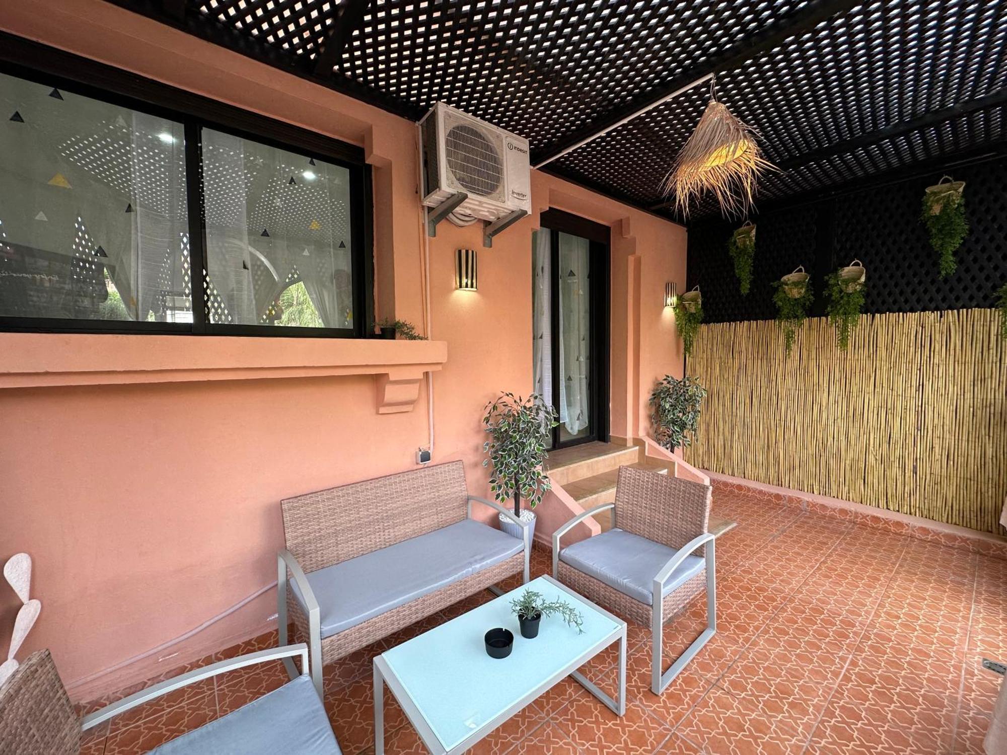 Oasis De Detente Avec Terrasse Et Vue Sur Piscine Marraquexe Exterior foto